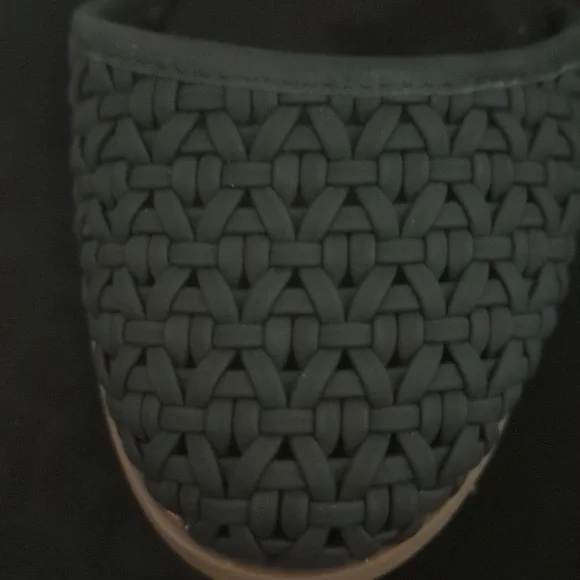 TOMS Milan Heels - Picture 4 of 9